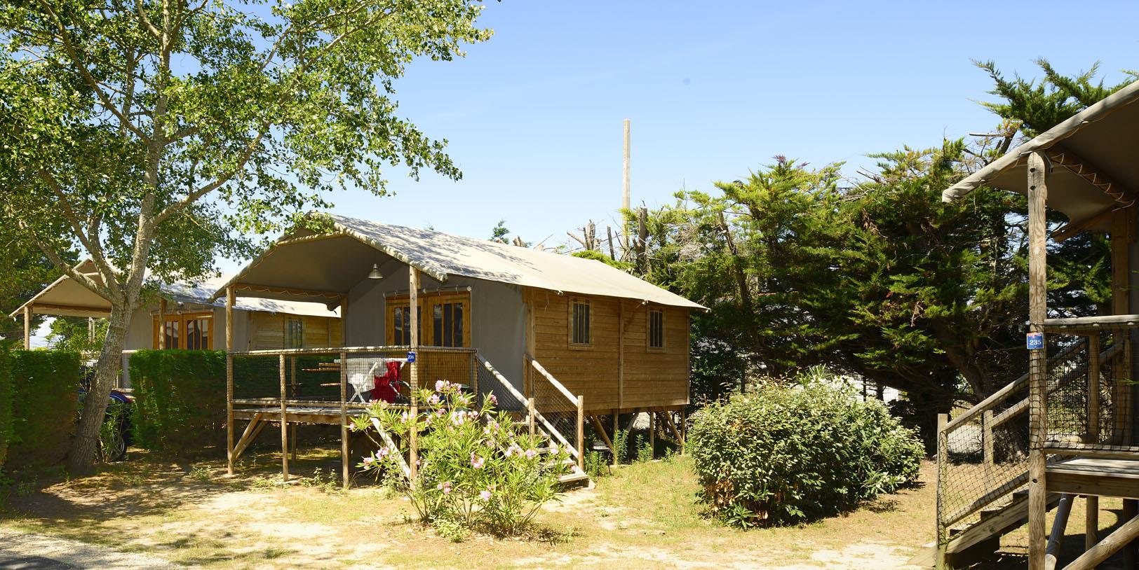 Hütte Lodge Komfort 38m² (2 Zimmer) überdachte Terrasse 8m²